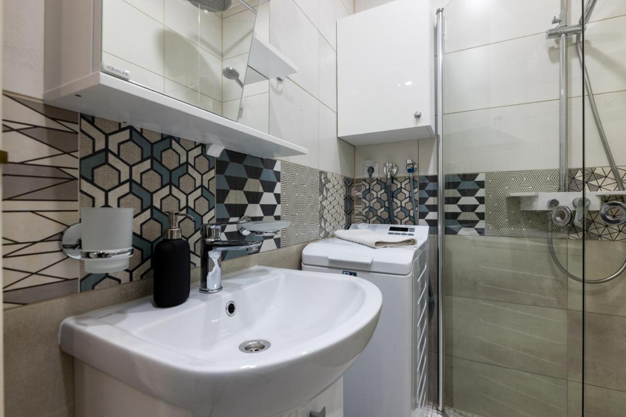 Brand New, Cozy And Quiet 1 Bedroom Apartment, Free Parking Tallinn Buitenkant foto