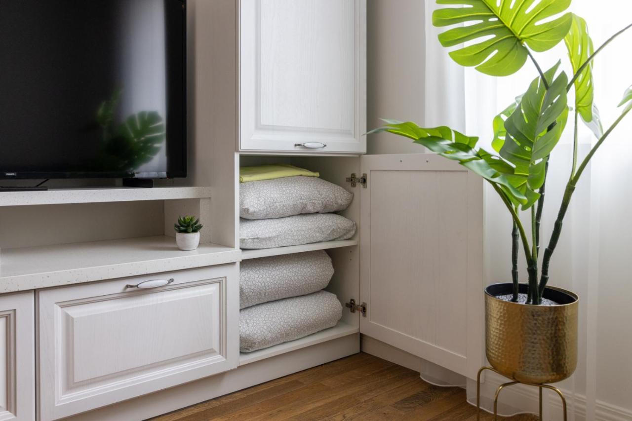 Brand New, Cozy And Quiet 1 Bedroom Apartment, Free Parking Tallinn Buitenkant foto