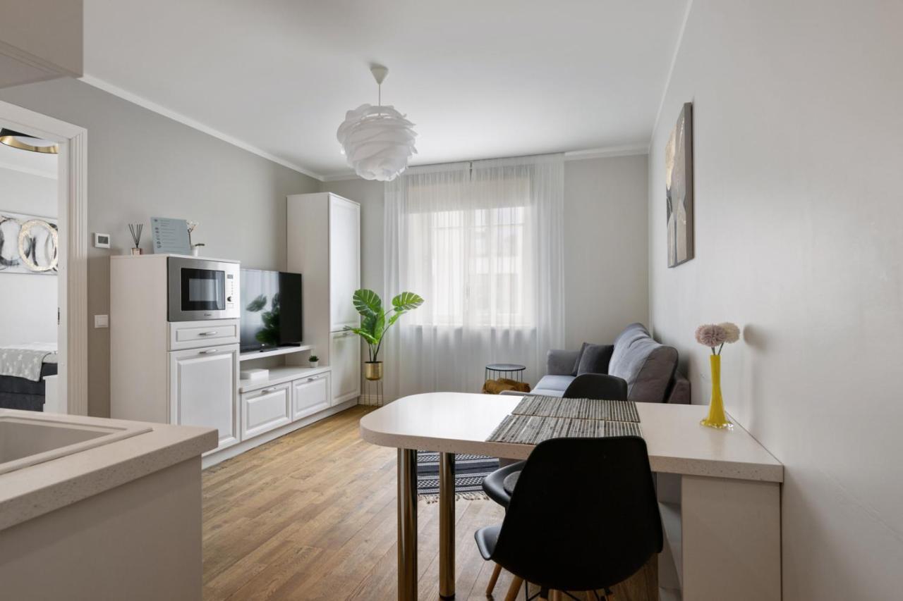 Brand New, Cozy And Quiet 1 Bedroom Apartment, Free Parking Tallinn Buitenkant foto